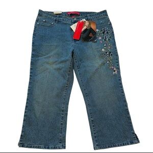 Cosmopolitan Women's Denim Cropped Stretch Jeans Floral Accent Size 12 NWT Y2K